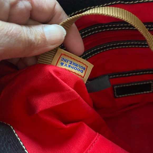 Dooney & Bourke Flynn Black leather shoulder bag - Picture 11 of 14